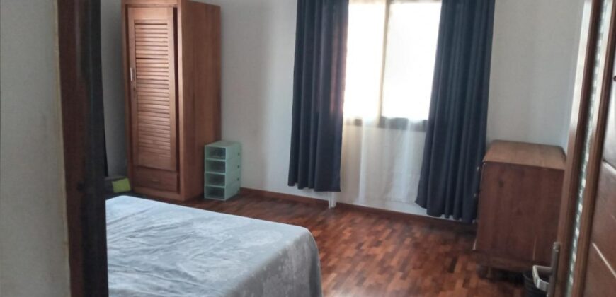 Location d’une villa à étage de type F4 située dans un quartier résidentiel d’Ambohijanaka