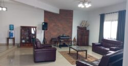 Location d’une villa à étage de type F4 située dans un quartier résidentiel d’Ambohijanaka