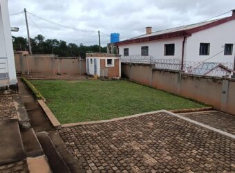 À louer maison T4 située dans un quartier calme à Anosy Avaratra