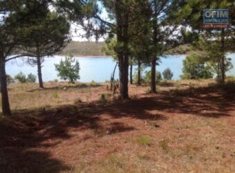 En vente un beau terrain de 3500 m2 situé à Mantasoa
