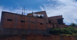 À vendre maison à étage en cours de finition située à Ambohimanambola