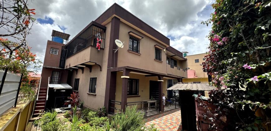 À vendre villa moderne de type F6 située dans un endroit calme à Antsofinondry