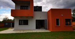 À louer une villa moderne de type F4 située dans un quartier calme et facilement accessible à Ivato