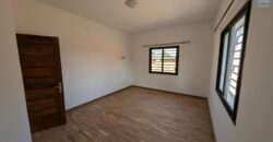 À louer une villa moderne de type F4 située dans un quartier calme et facilement accessible à Ivato