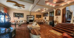À vendre une propriété composée de deux villas à rénovées située à Antanetibe Ivato Madagascar