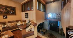 À vendre une propriété composée de deux villas à rénovées située à Antanetibe Ivato Madagascar
