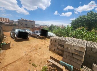 En vente un terrain de 578 m² déjà entièrement clôturé situé à Ambohipo Antananarivo