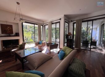 À vendre une charmante villa T5 de 150 m2 sur un terrain de 2500 m2 située dans un quartier résidentiel à Tanjombato Madagascar