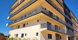À vendre un spacieux appartement T4 de 200 m2 situé dans un immeuble neuf dans un quartier résidentiel à Talatamaty Tananarive