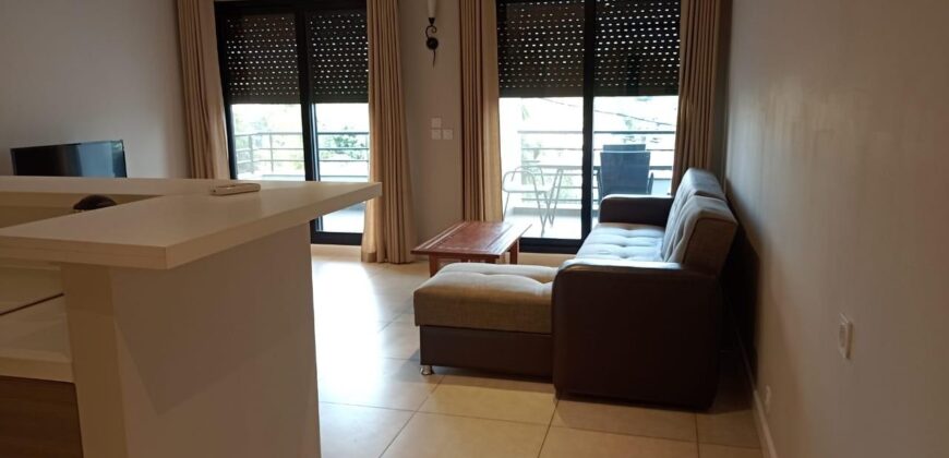 À louer appartement T3 sécurisé situé dans un immeuble avec piscine à Ivandry Madagascar