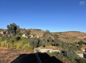 À louer un ensemble de deux maisons situé à Betafo Ambohimangakely Madagascar
