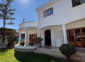 À louer une superbe villa T4 semi-meublée située dans un quartier calme à  Alsaora