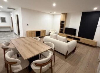 À louer un bel appartement T3 meublé situé dans une résidence sécurisée à Ankorondrano Madagascar