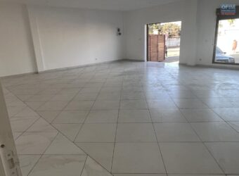 À louer un local spacieux de 79 m2 situé au sein d&rsquo;un centre commercial à Talatamaty Madagascar