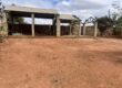 Location d&rsquo;un terrain de 500 m2 plat avec hangar situé à Amborompotsy Talatamaty Madagascar