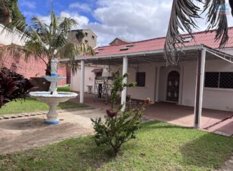 Vente d&rsquo;une spacieuse villa T6 située dans une résidence sécurisée à Tanjombato Tananarive