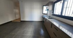 À louer une maison T5 rénovée à étage située dans un quartier calme à Ankadindravola Ivato Madagascar