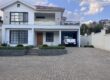 OFIM Madagascar propose en location une superbe villa T6 neuve entièrement meublée située à Andohanimandroseza