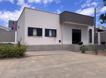 À louer une agréable villa T2 située à Ambodivoanjo Ivandry Madagascar