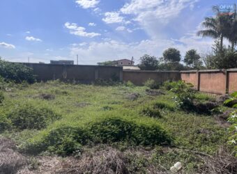 OFIM Madagascar vous propose à la vente un terrain de 657 m² situé à By Pass Alasora.
